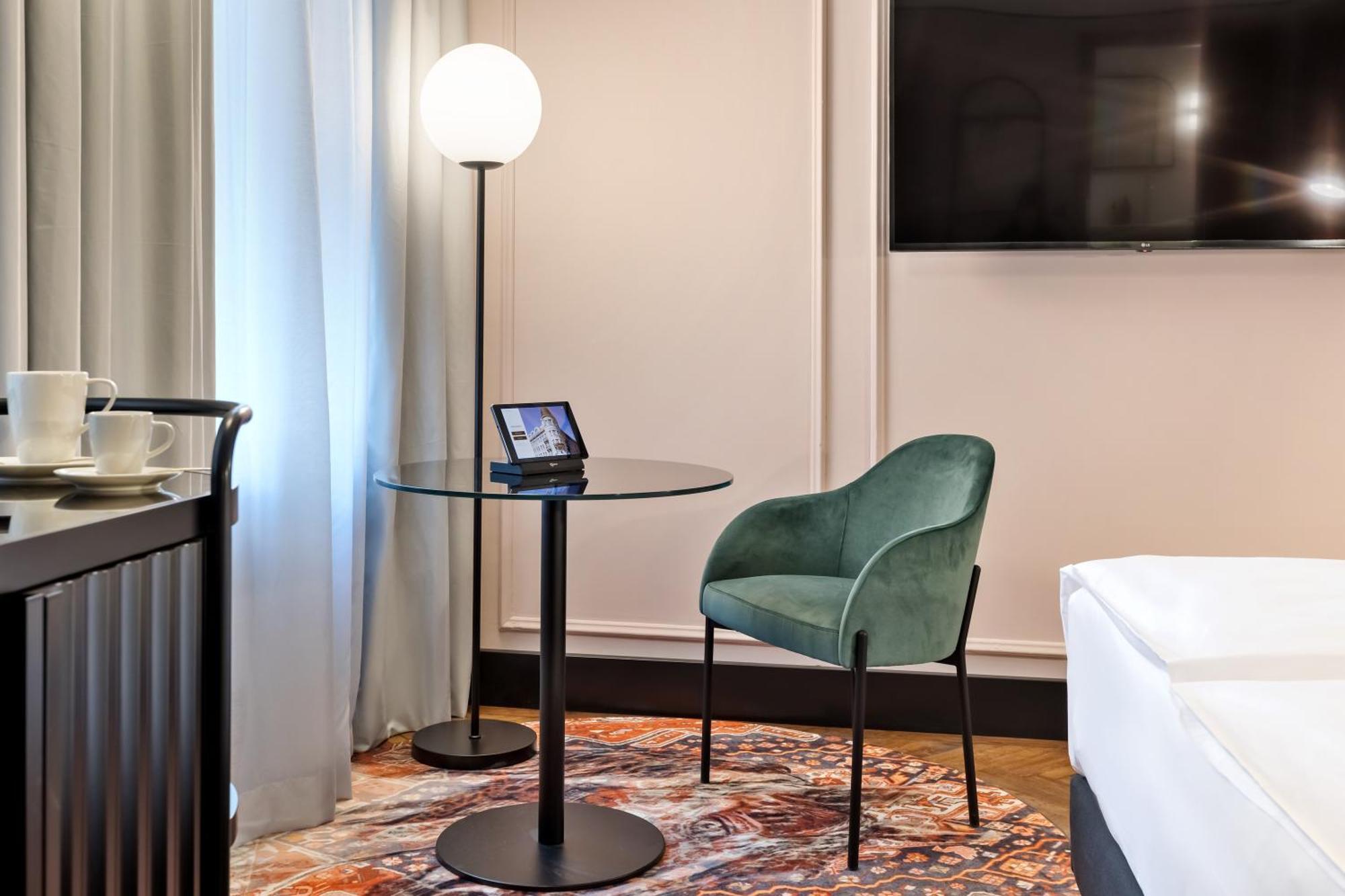 Hotel Astoria Vienna, Curio Collection By Hilton Hotel Viena