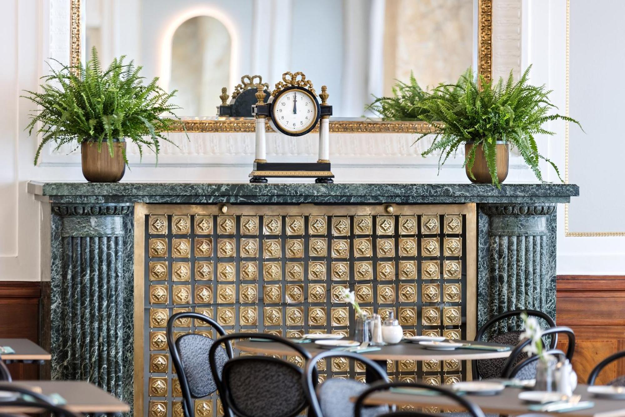 Hotel Astoria Vienna, Curio Collection By Hilton
