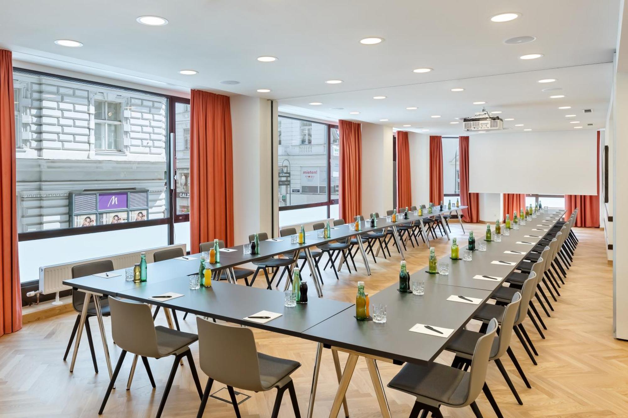 Hotel Astoria Vienna, Curio Collection By Hilton Viena