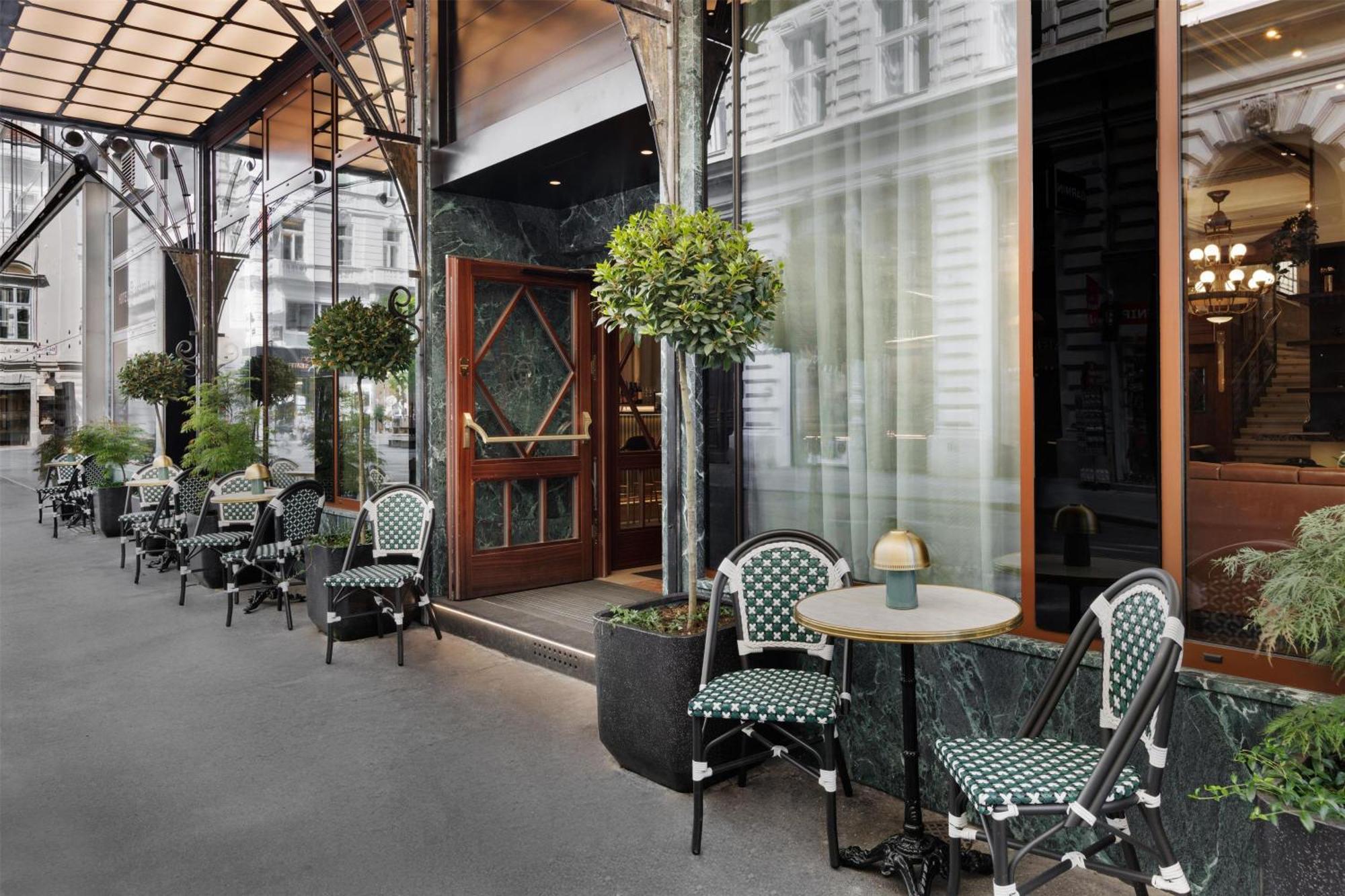 Hotel Astoria Vienna, Curio Collection By Hilton 4*