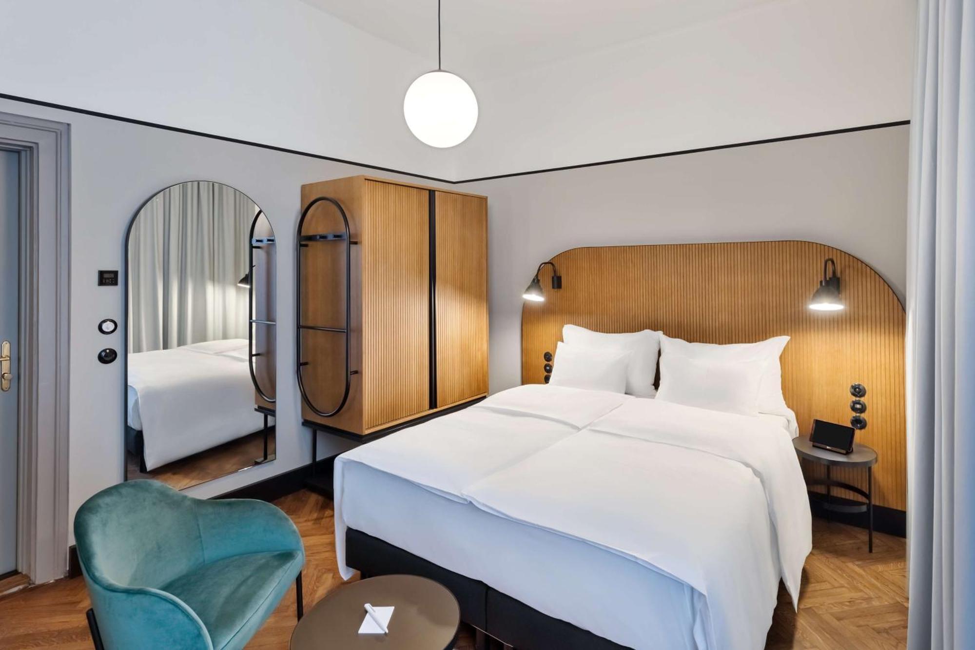 Astoria Vienna, Curio Collection By Hilton Hotel 4*