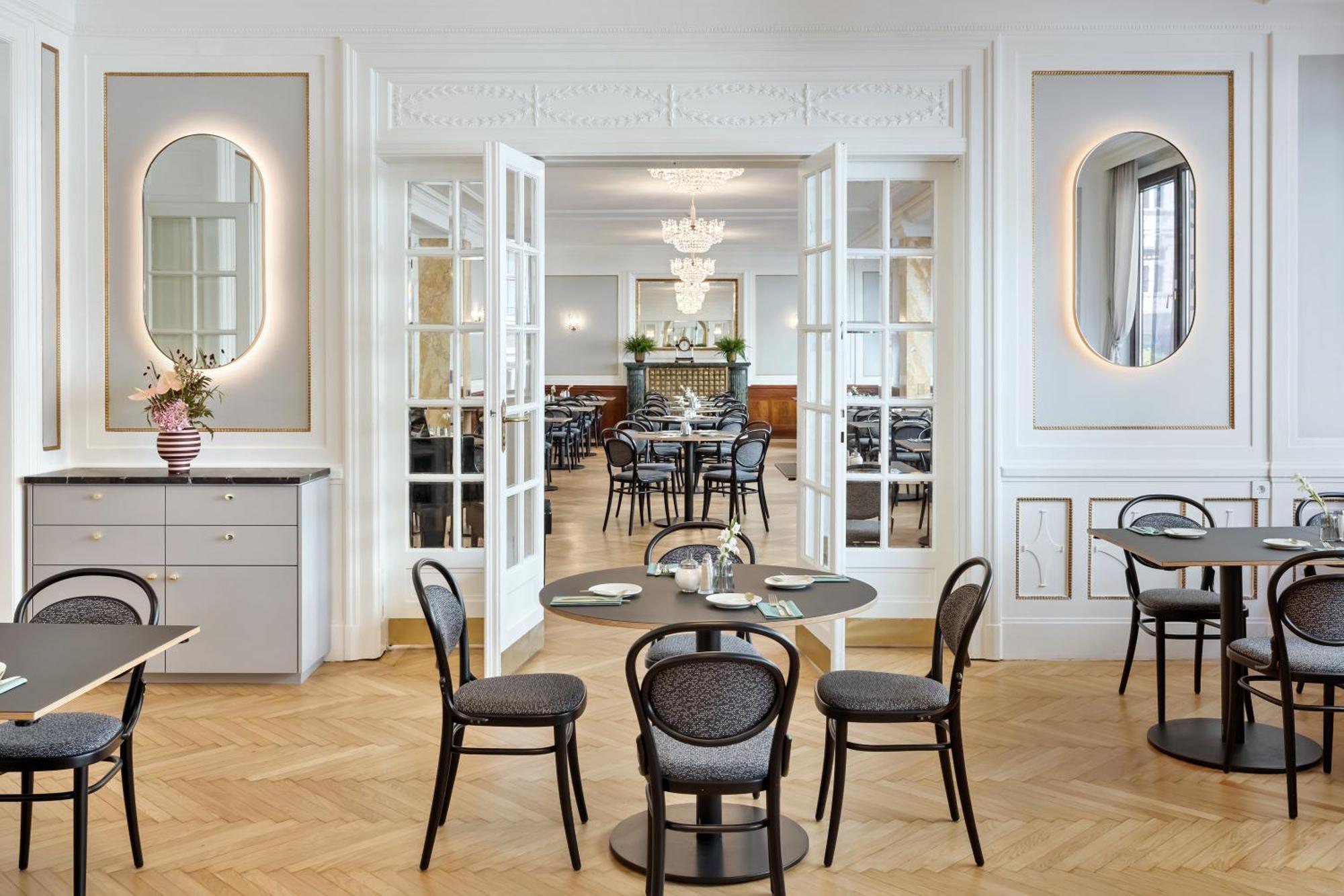 Hotel Astoria Vienna, Curio Collection By Hilton 4*