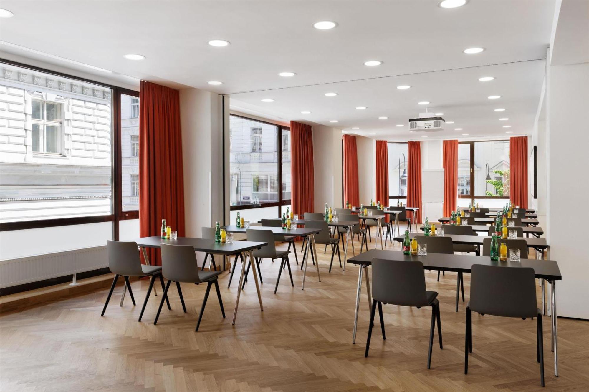 Astoria Vienna, Curio Collection By Hilton Hotel 4*