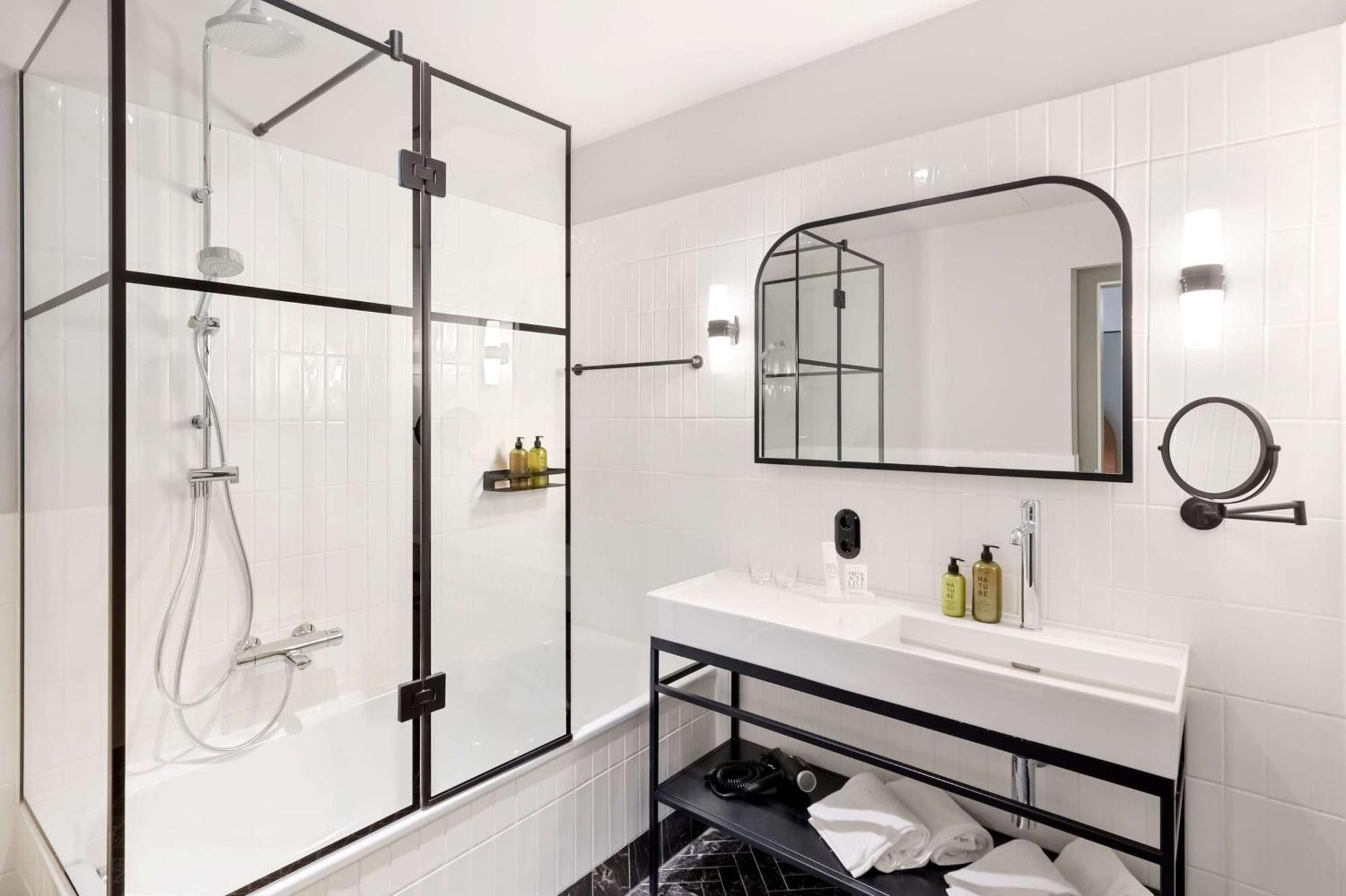 Astoria Vienna, Curio Collection By Hilton 4* Vienna