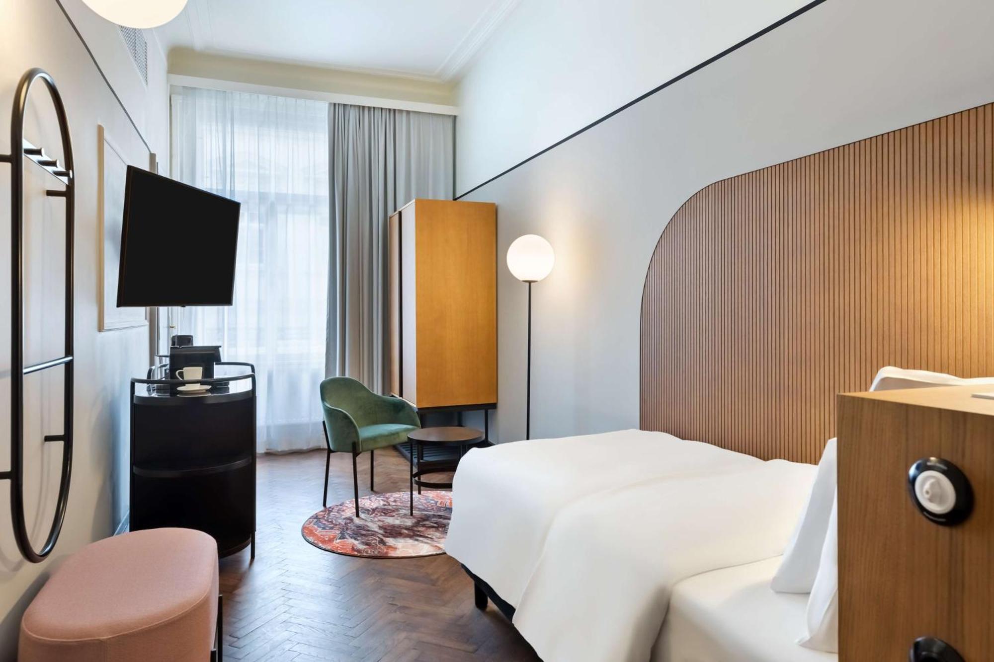 Hotel Astoria Vienna, Curio Collection By Hilton
