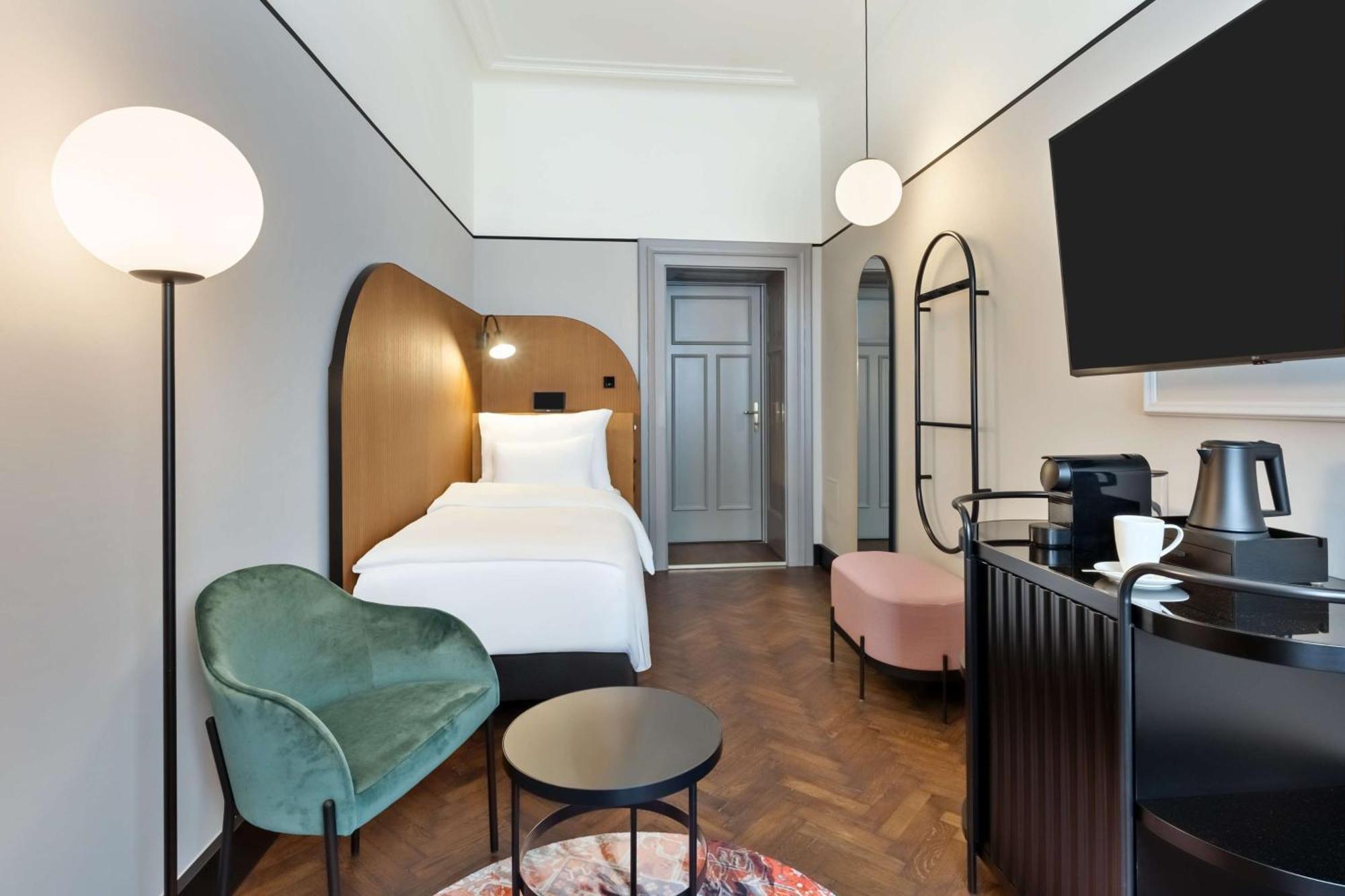 Hotel Astoria Vienna, Curio Collection By Hilton 4*