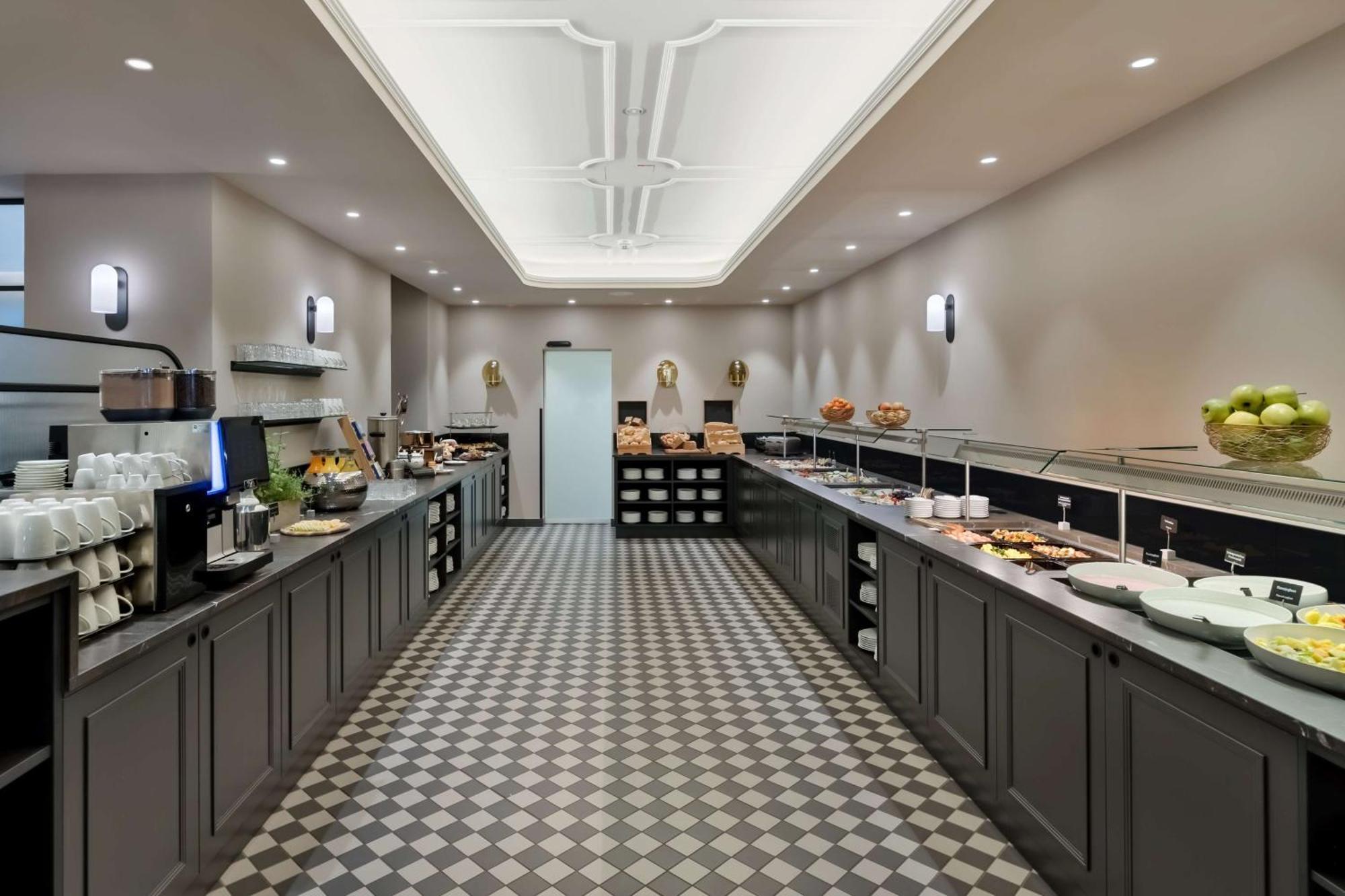 Astoria Vienna, Curio Collection By Hilton Vienna
