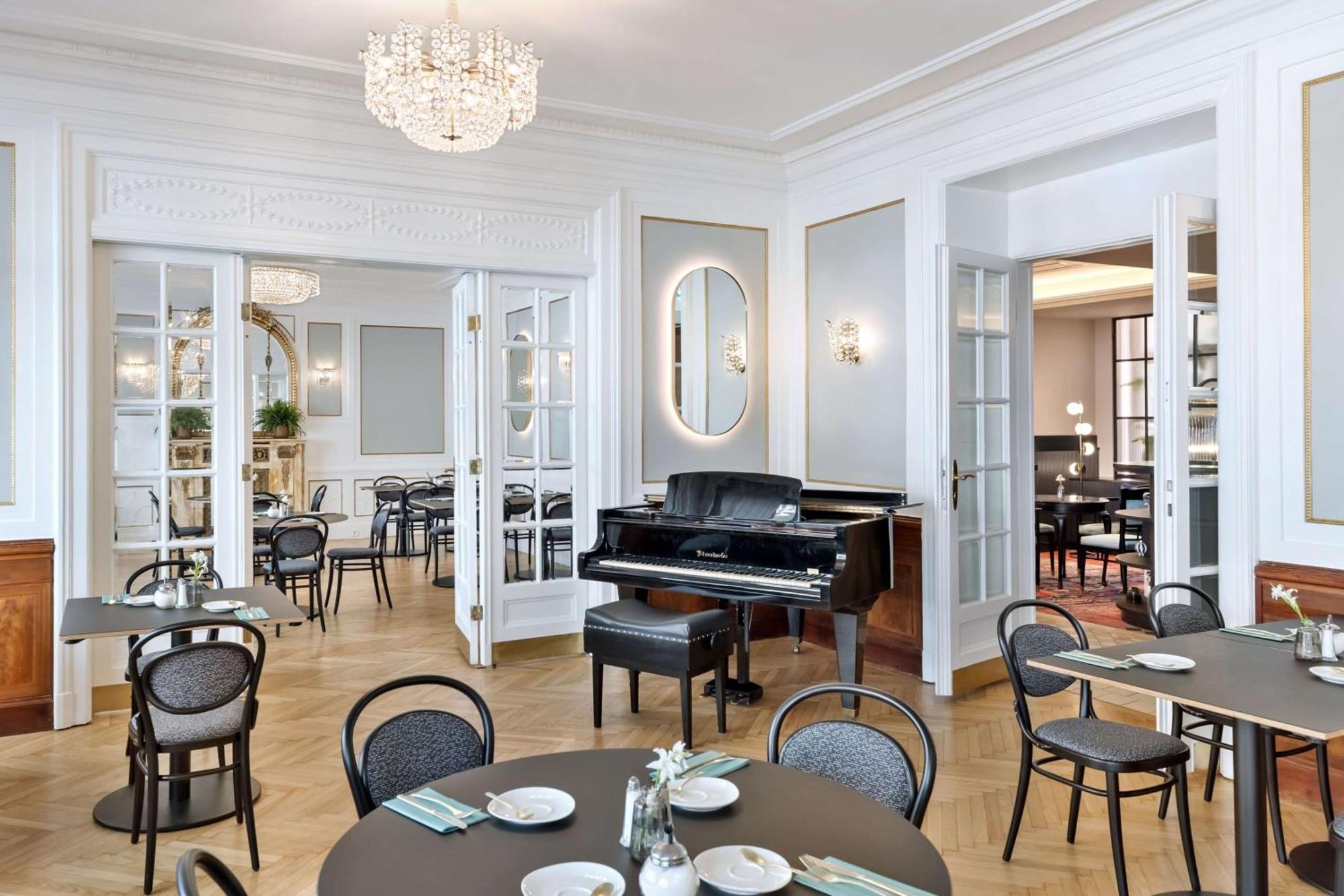 Hotel Astoria Vienna, Curio Collection By Hilton